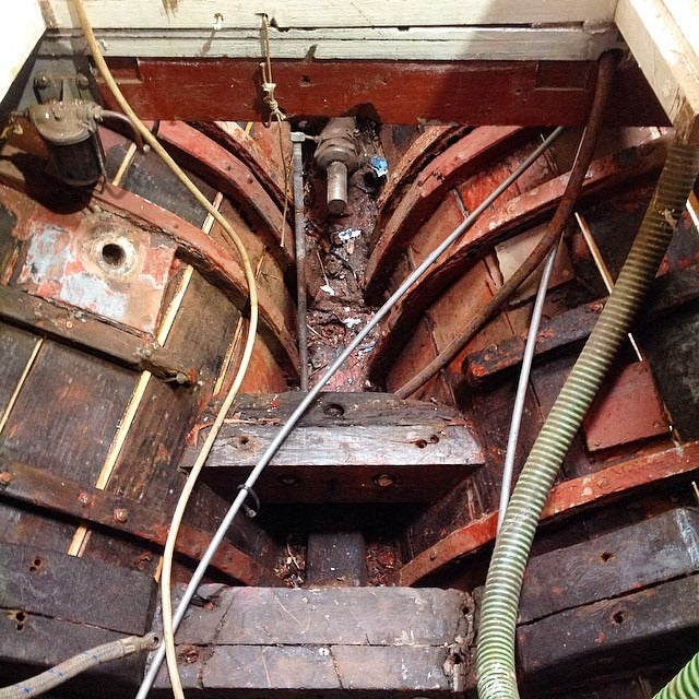 Teamac Bilge and Locker Paint Before Application